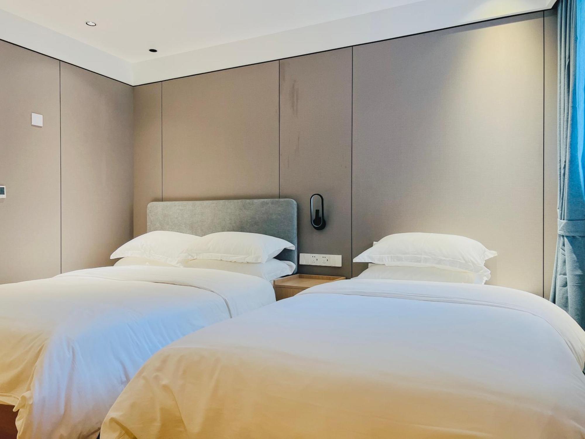 Dayin Garden Hotel -Near People'S Square & Nanjing Road-Large Social Area -Bar -Cafe -Gym -Free Laundry Luggage Storage -24H Front Desk-English Service Šanghaj Exteriér fotografie