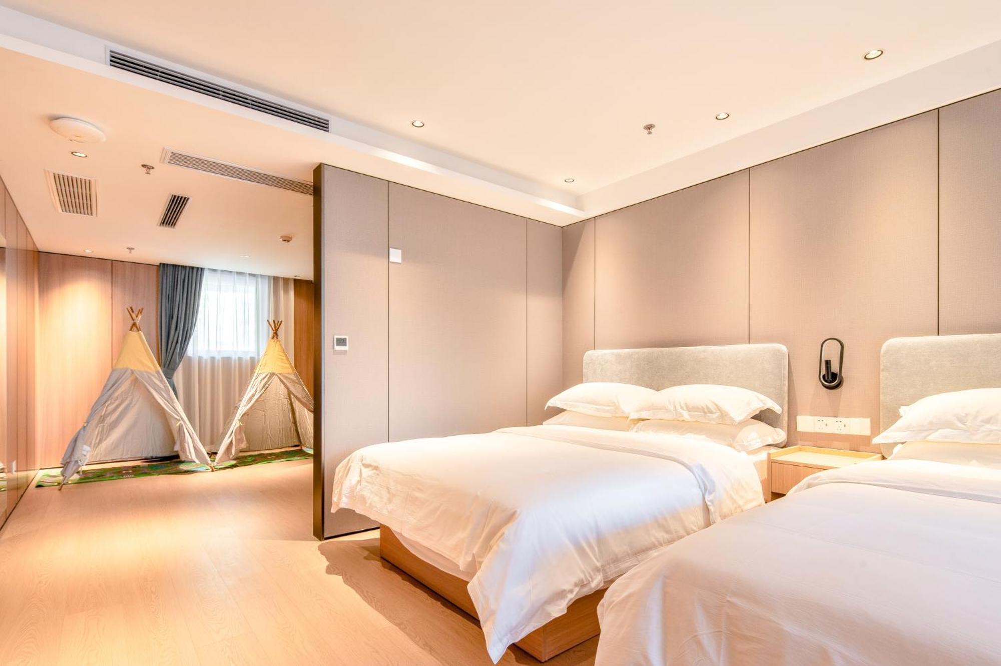 Dayin Garden Hotel -Near People'S Square & Nanjing Road-Large Social Area -Bar -Cafe -Gym -Free Laundry Luggage Storage -24H Front Desk-English Service Šanghaj Exteriér fotografie